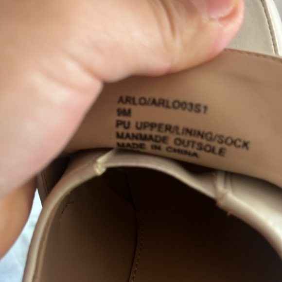 Steve Madden cream  platform heel loafer size 9 - Picture 7 of 10